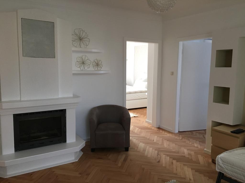 Appartement Am Loewenpark à Melk Extérieur photo